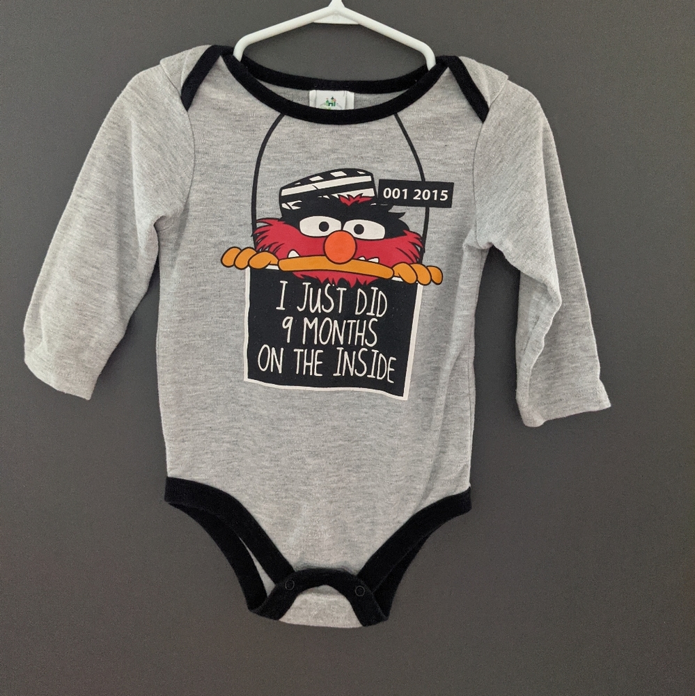 Sesame Street grey long sleeved onesie/bodysuit